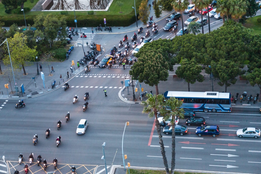 Jetson Smart Traffic: Multi-Class Cross-Camera Object Tracking
